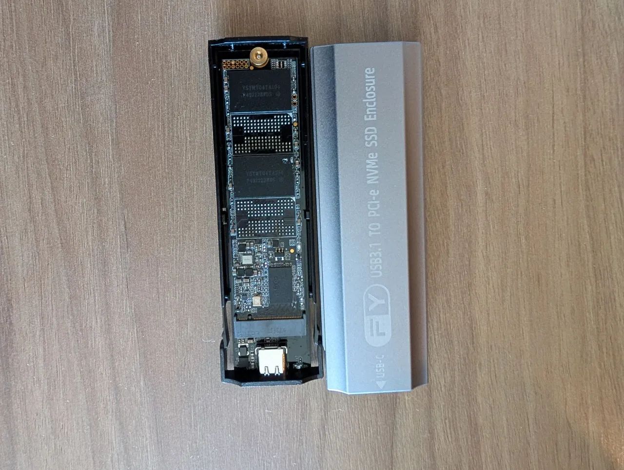 SSD NVMe 1 Terabyte compatível com PS5/PC/Mac  escaneado e sem bad blocks + case externo - Foto 3