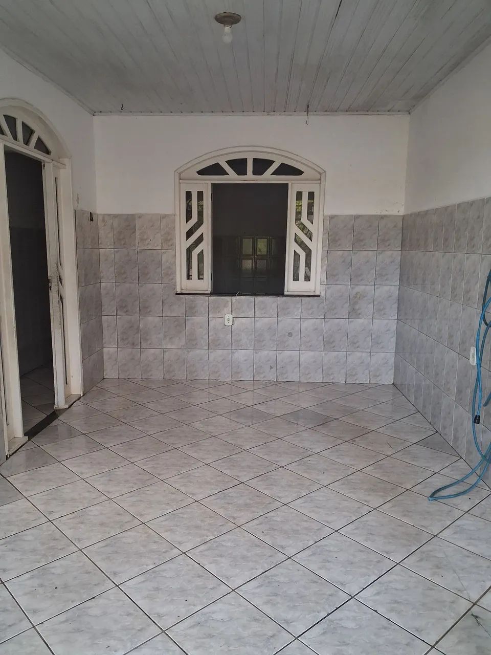 Casa com  excelente ponto comercial  - Foto 2