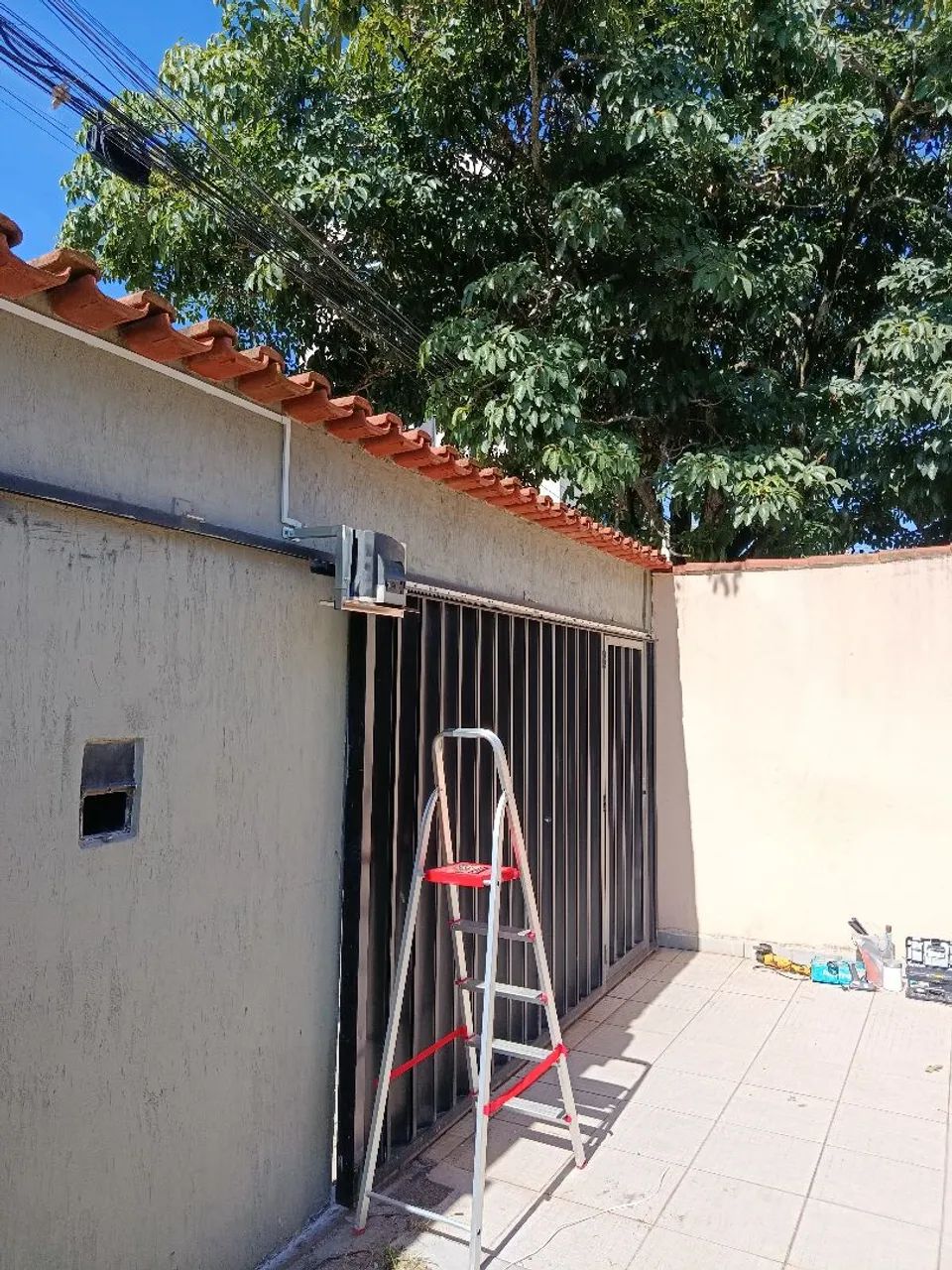 Instalação de motor em portão  - Foto 3