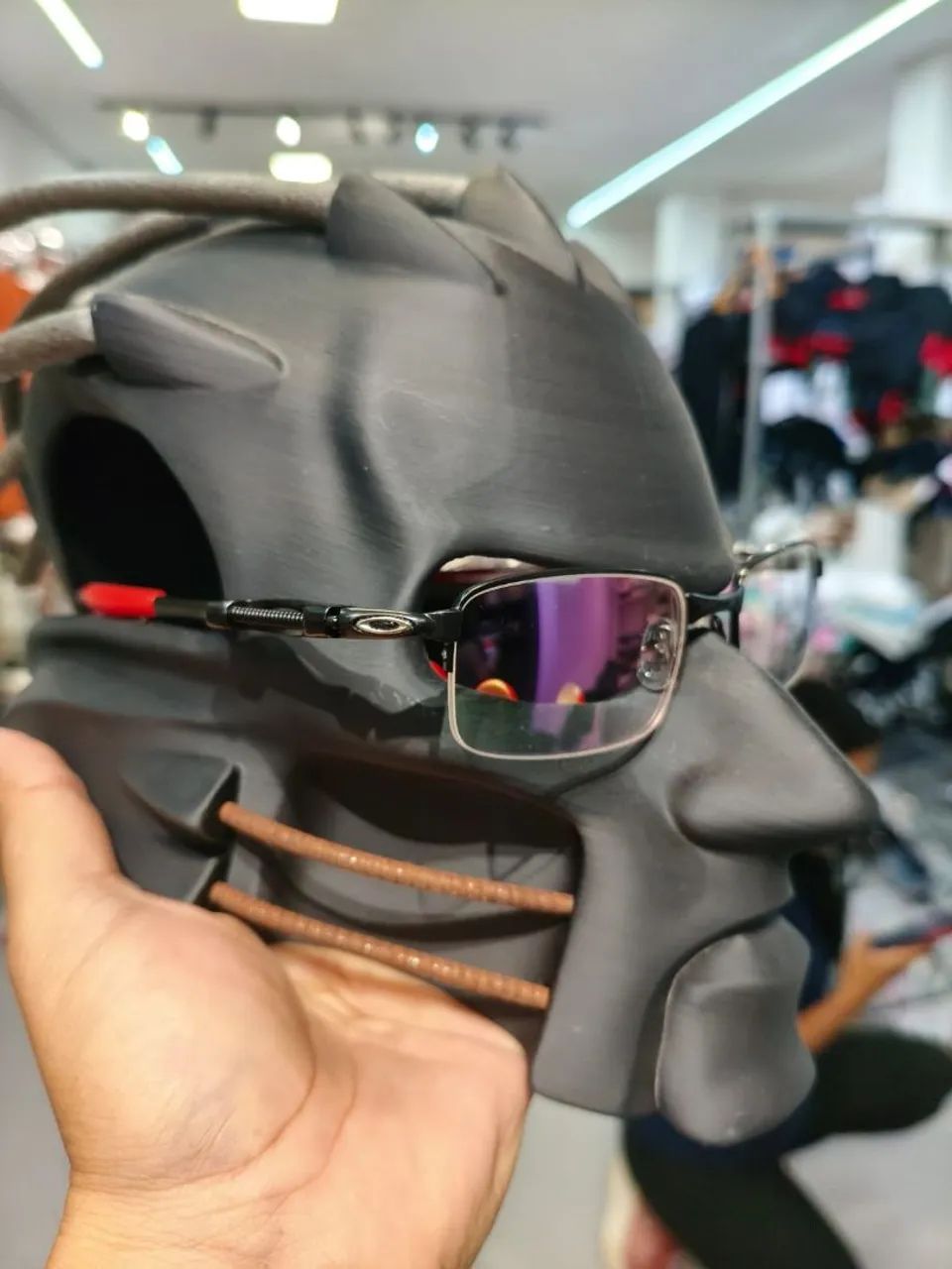 Lupas de descanso da Oakley com proteção UV nas lentes  - Foto 2