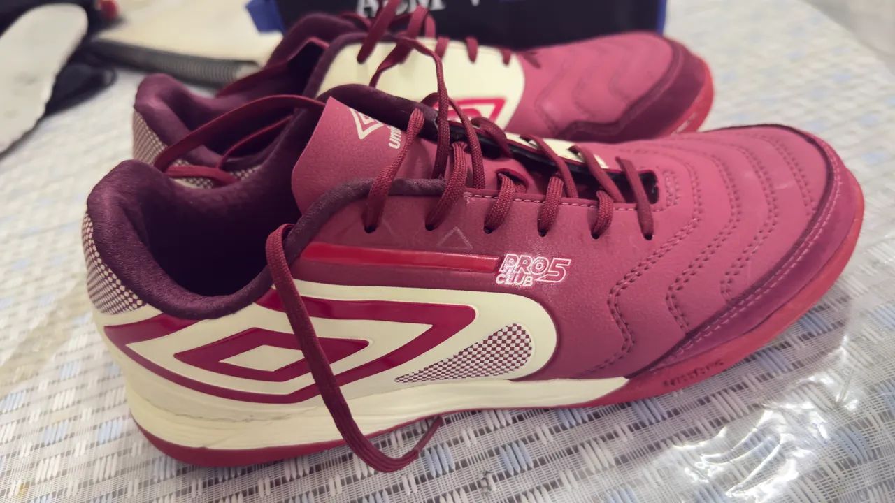 Chuteira Umbro Pro 5 Club - Foto 2