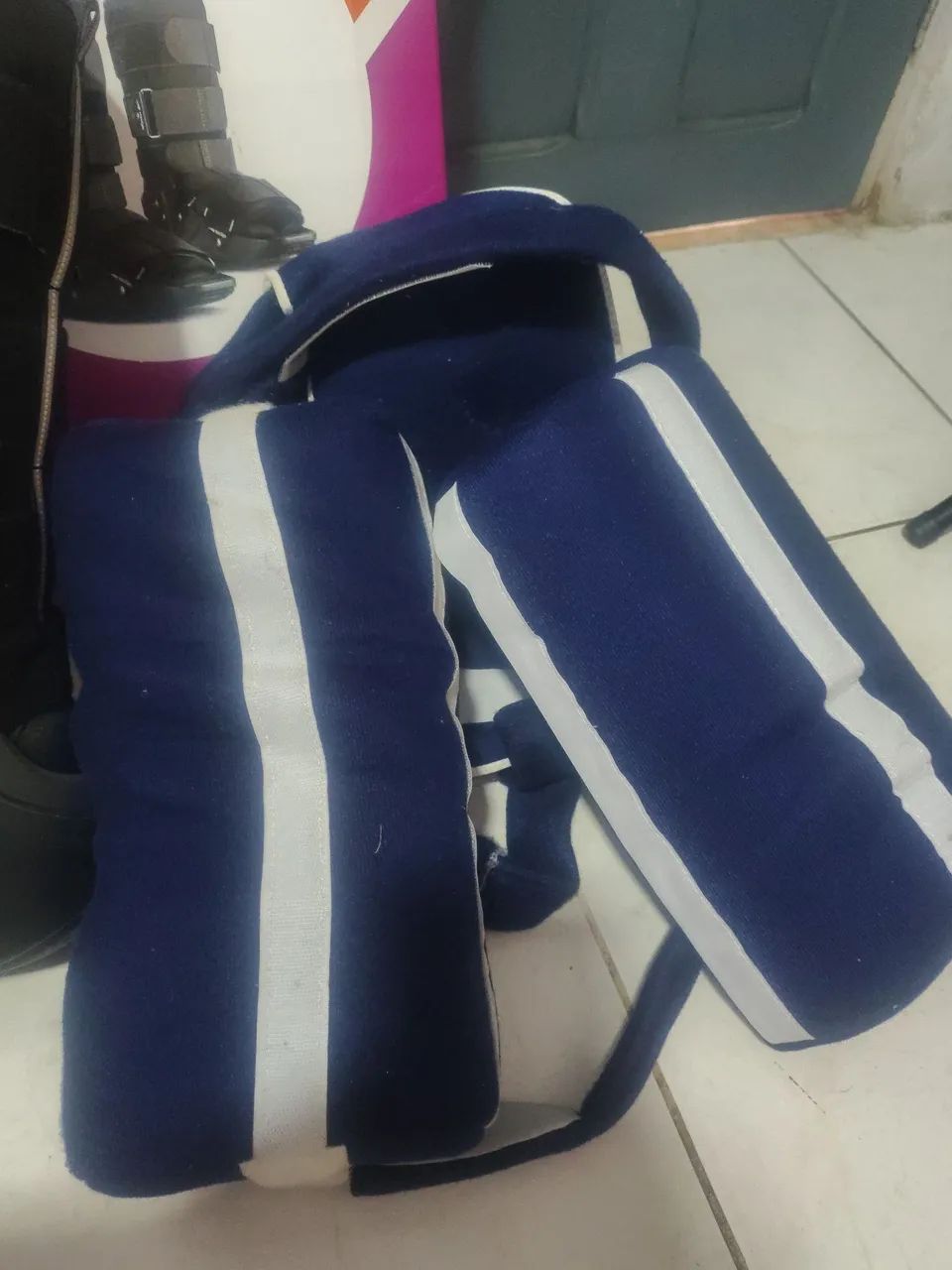 Bota ortopédica e tipóia  - Foto 5