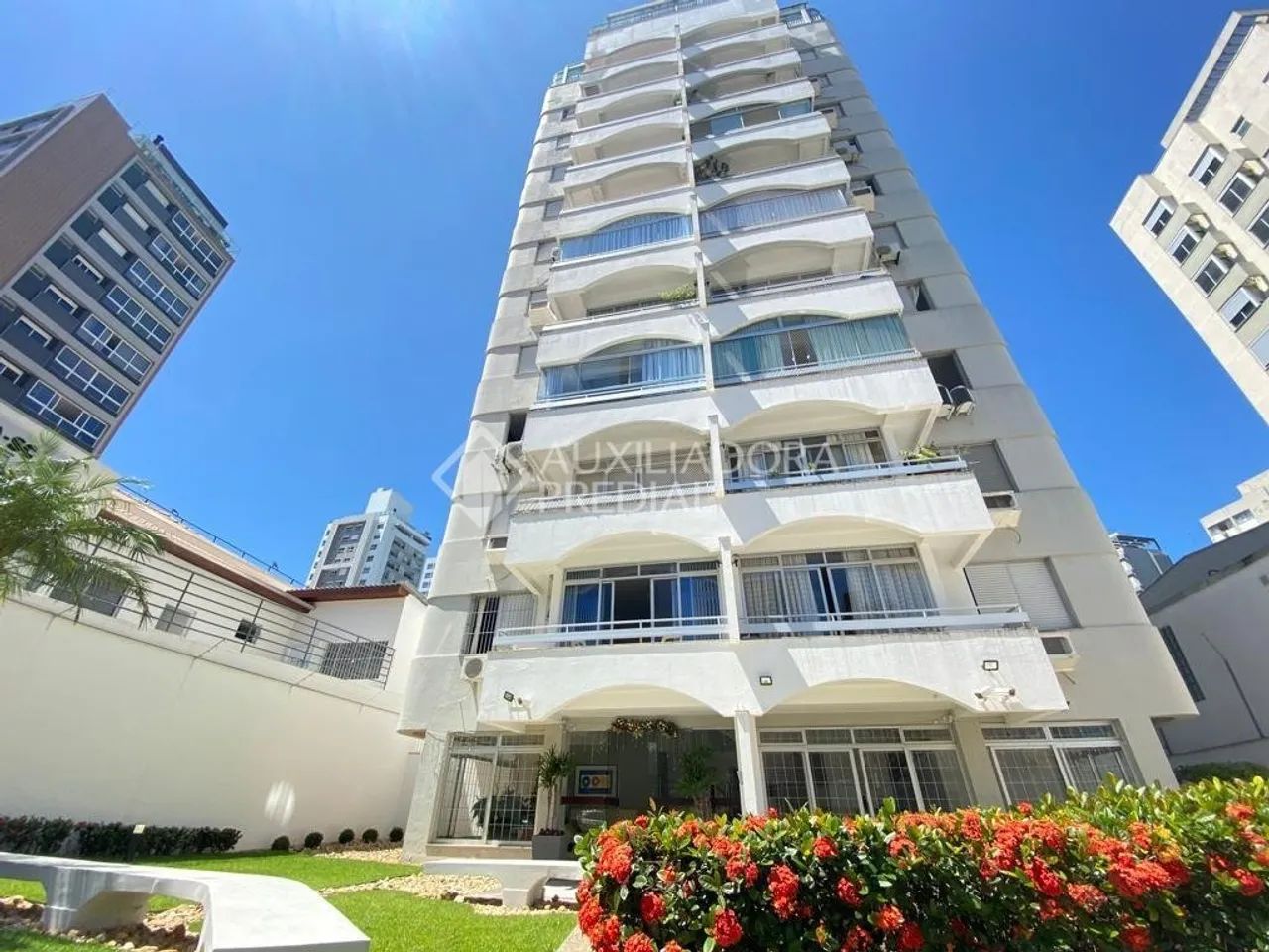 Cobertura Duplex com 06 dorm. (3suítes) localizado no Centro de Florianópolis. - Foto 3