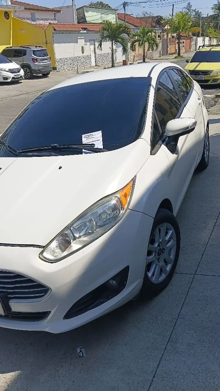 Ford Fiesta Fiesta Sedan 1.6 16V Flex Mec. 2016