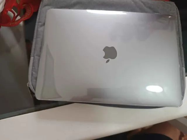 Mac Book Pro 13" 2018 - 275 ciclos com touch bar