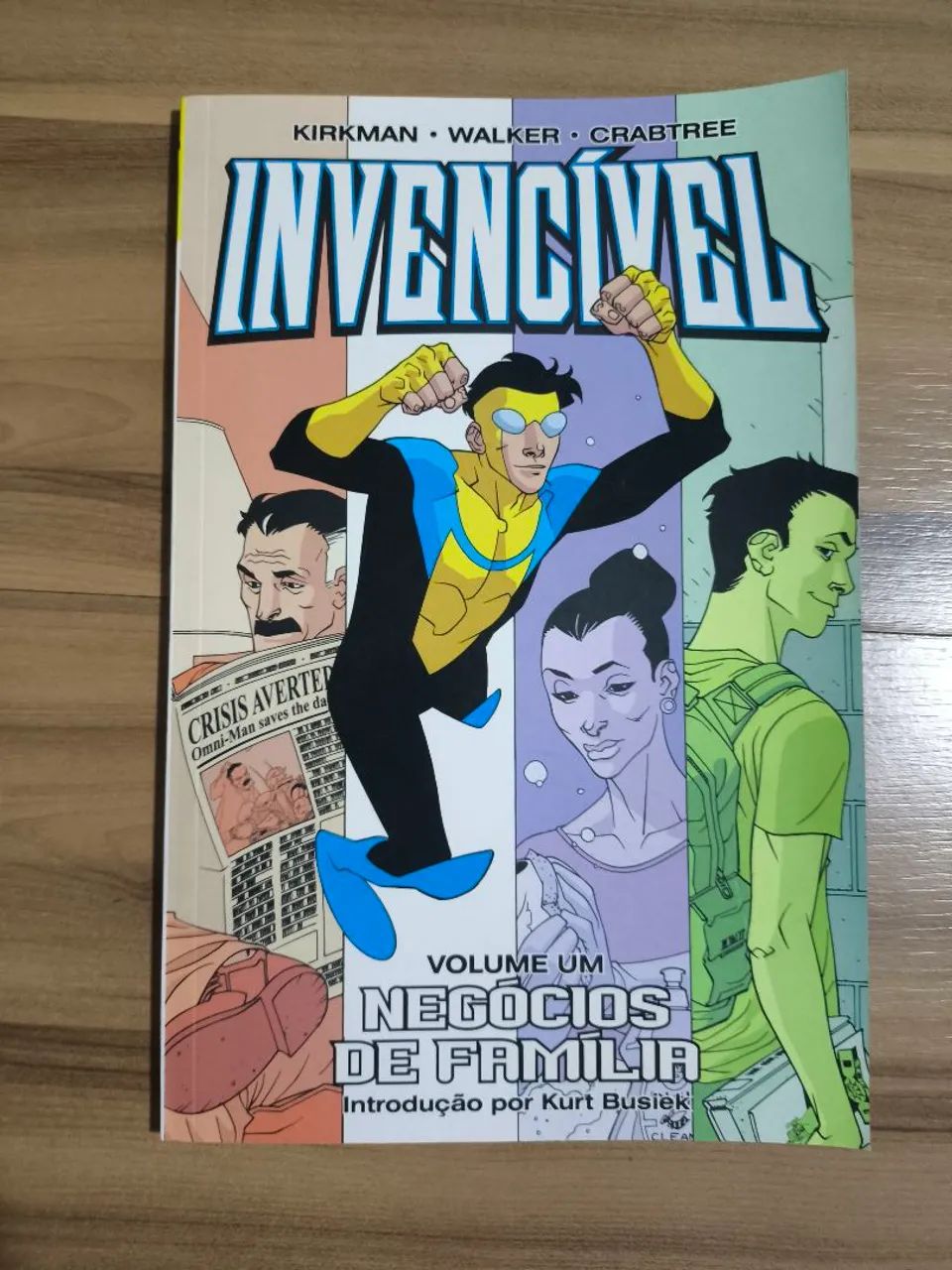 Combo 5 HQs, Marvel e invencível  - Foto 4