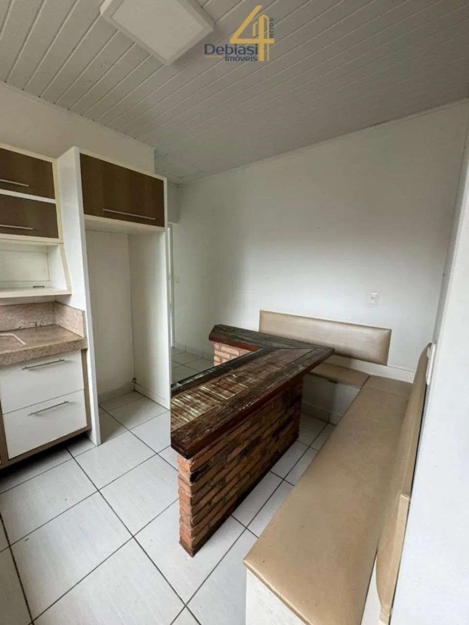 LOCAÇÃO - CASA COM 3 DORMITÓRIOS - OFICINAS - TUBARÃO/SC  - Foto 4