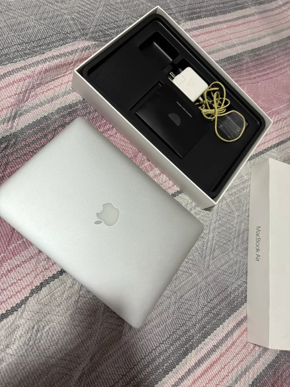 MacBook Air impecável com caixa - Notebooks - Parque Amazonas, São
