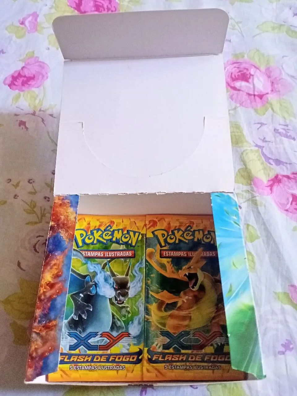 BOX CARTAS POKEMON ABERTA + 10 Embalagens  - Foto 3