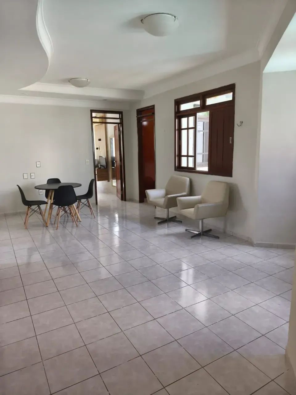 JB CASA EM CAPIM MACIO COM 3 QUARTOS SENDO 3 SUÍTES MEDINDO 330m².. - Foto 4