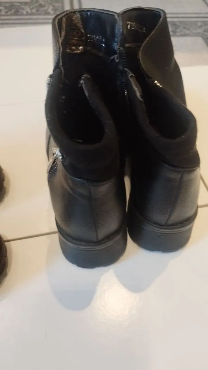 2 pares de botas n. 33 - Foto 4