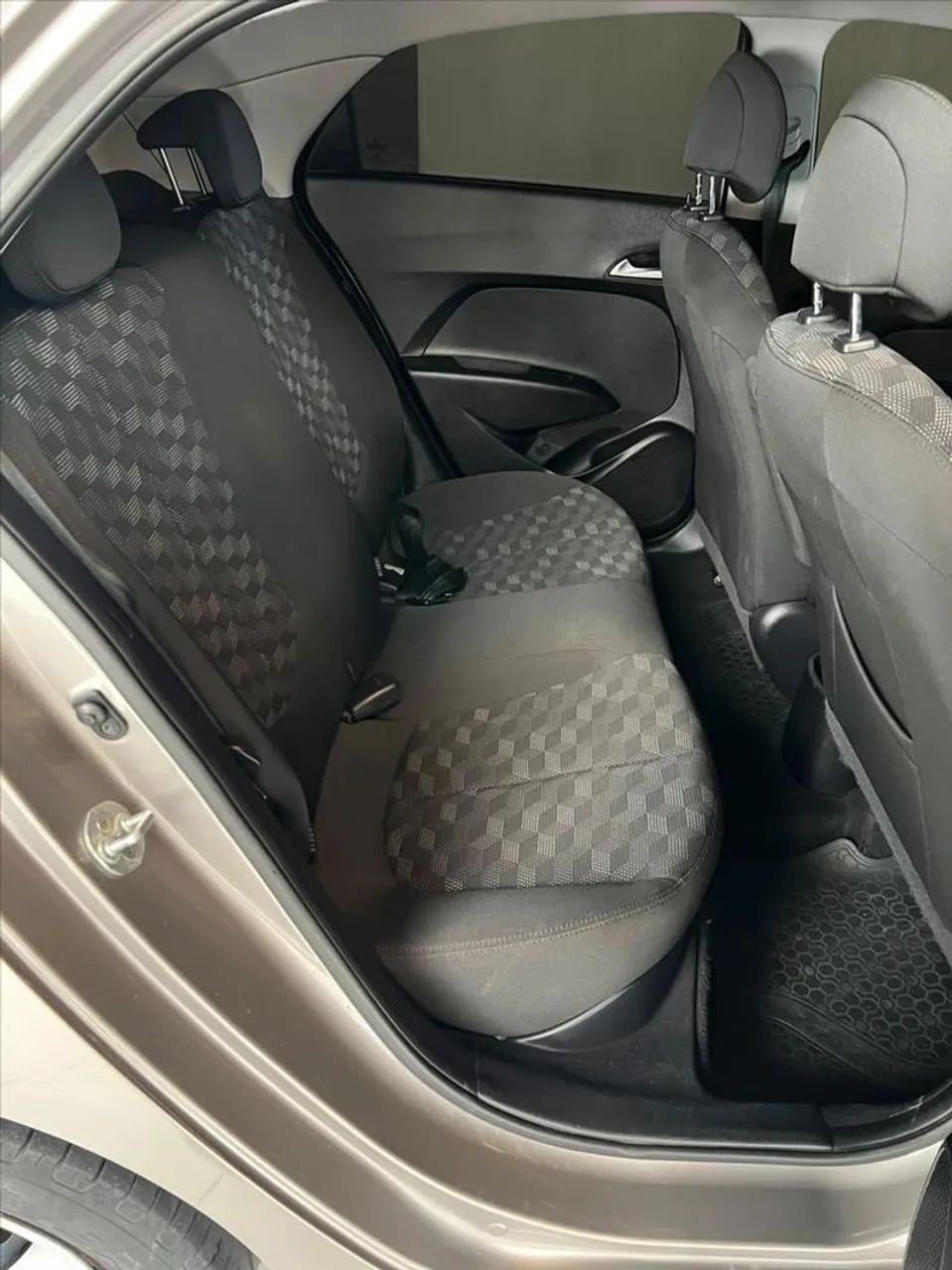 Hyundai HB20 C.style/c.plus 1.6 Flex 16V Aut. 2017 - Foto 3