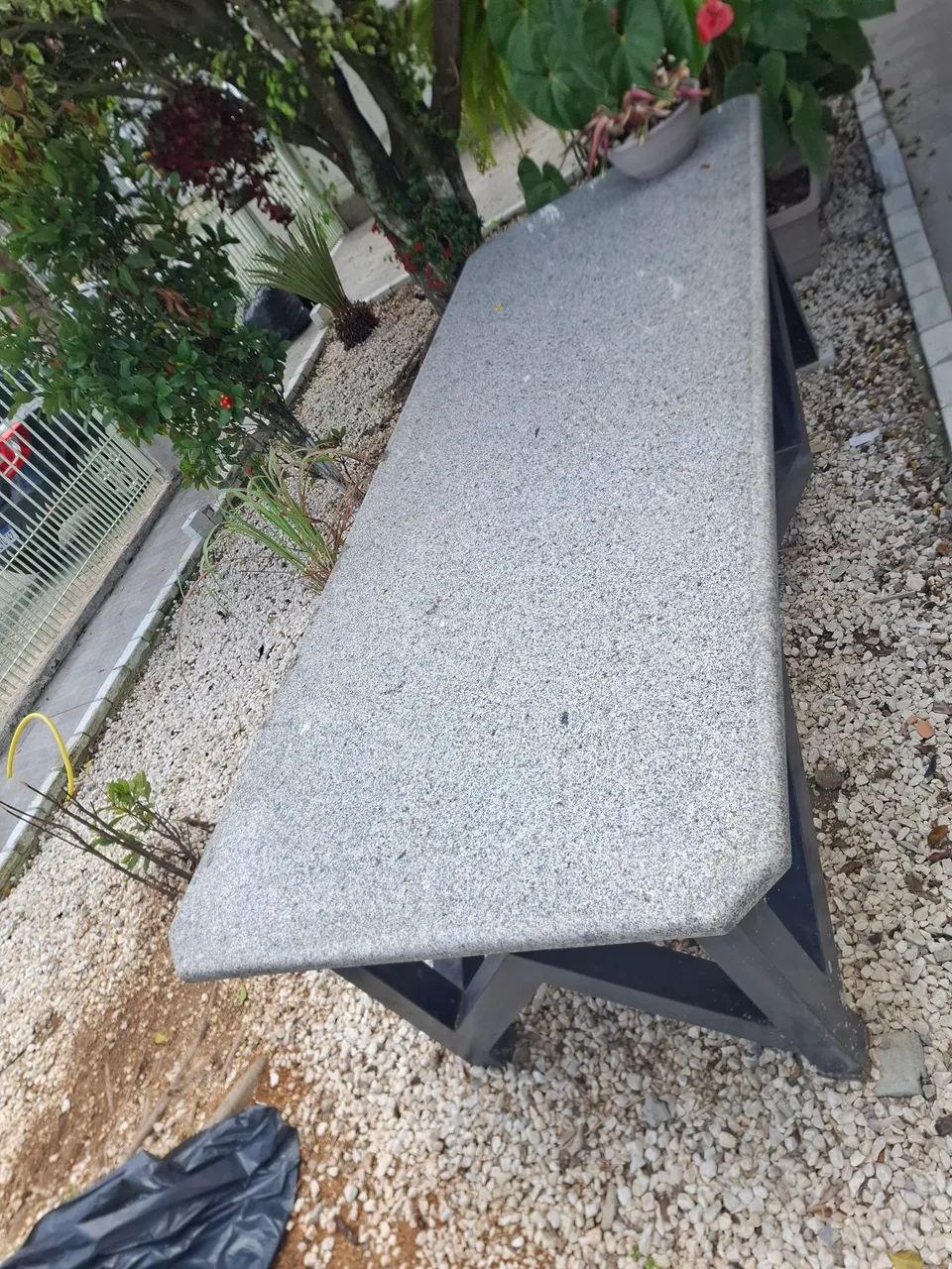 Vende-se mesa de mármore 