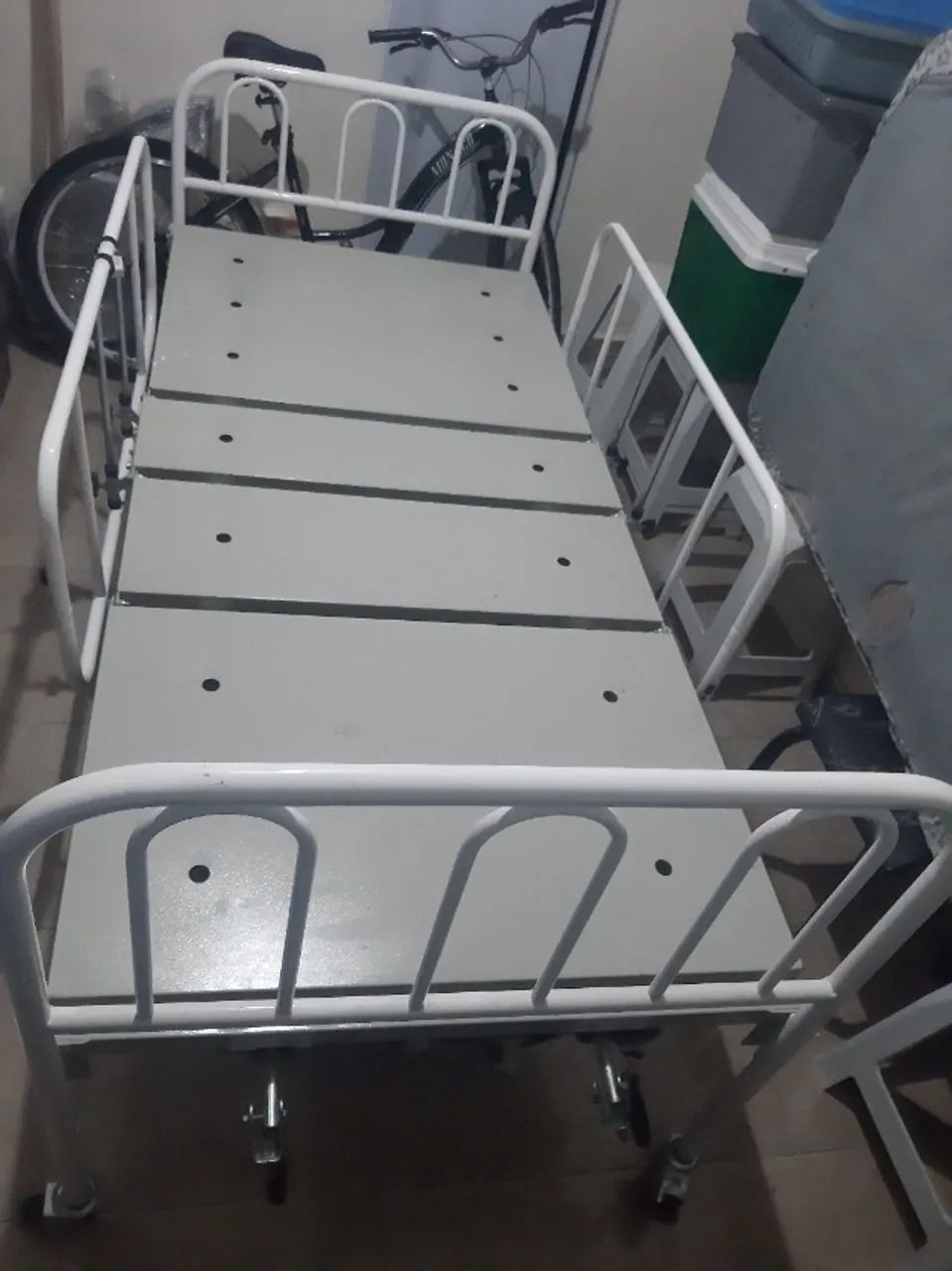 Cama hospitalar com colchão  - Foto 4