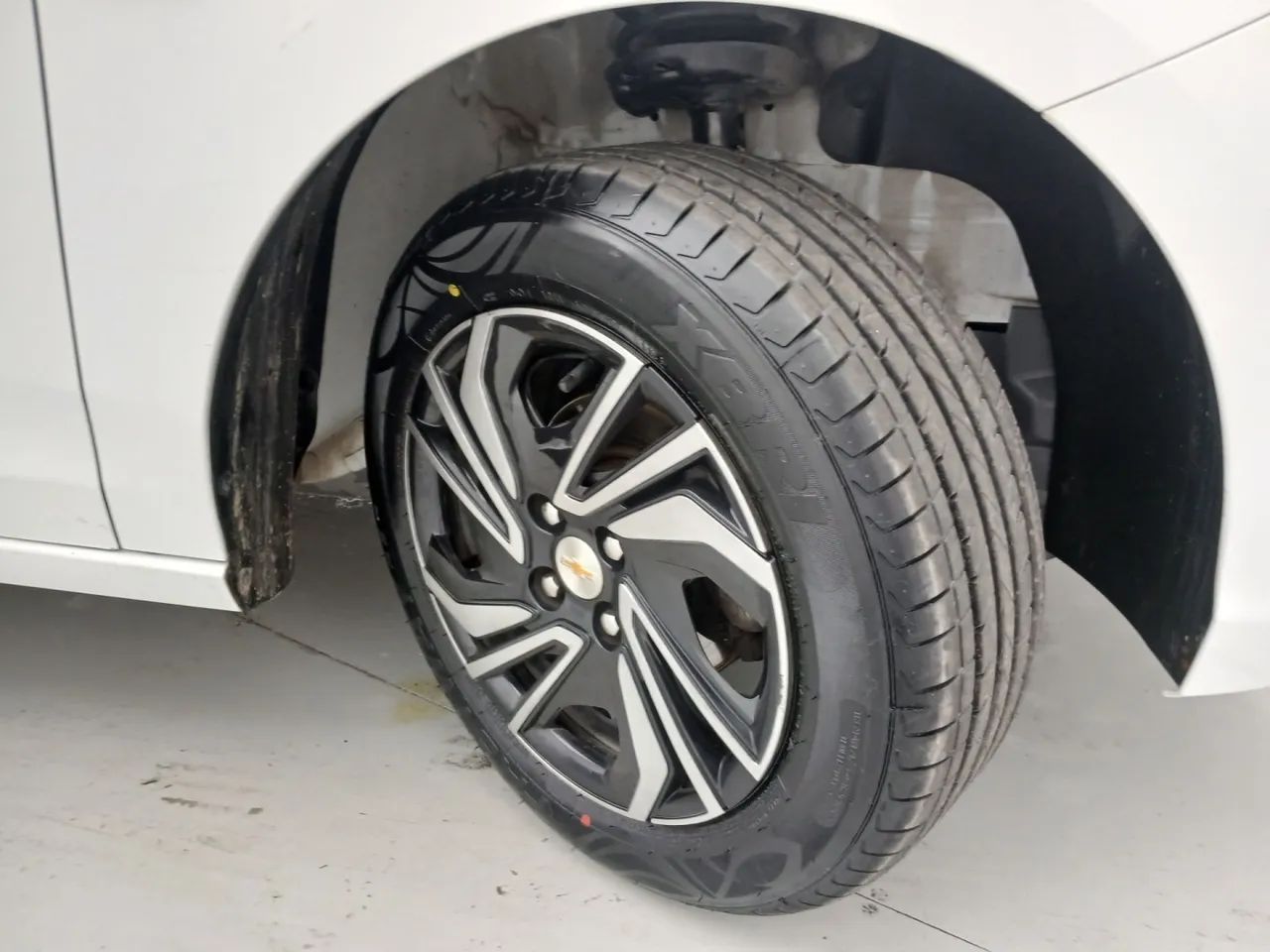 Chevrolet Onix Activ 1.4 8V Flex Aut. 4P, foto 13 de 18