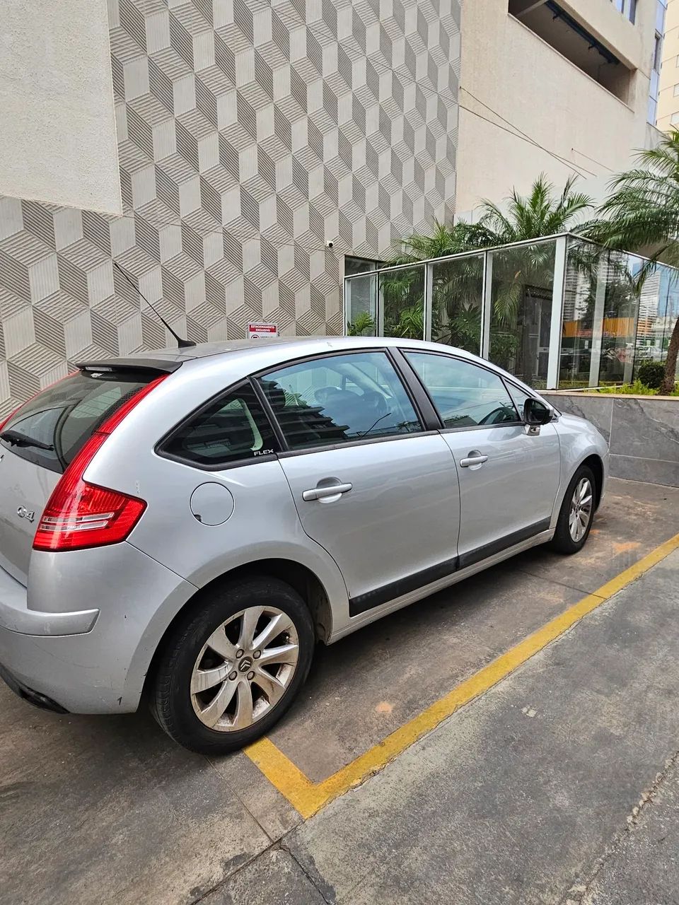 Citroen C4 GLX 1.6 Flex 16V 5P Mec. 2011