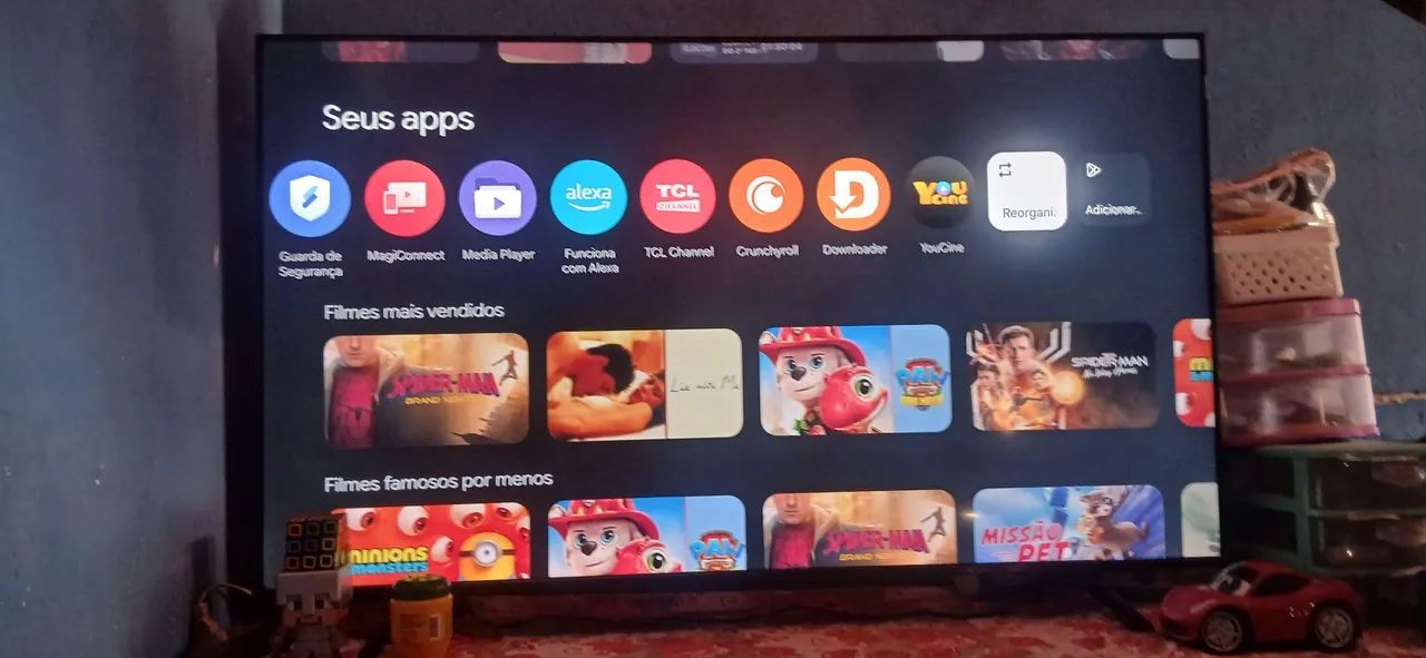 Vendo televisão 55 polegadas smart nova marca tcl 2000