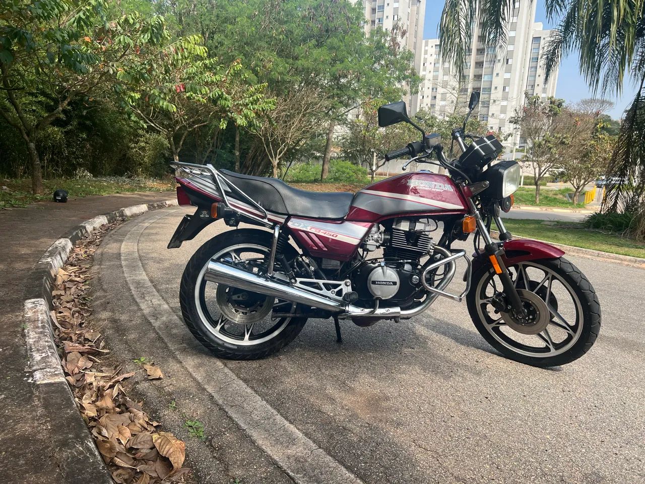 Maravilhosa CB 450 zerada  - Foto 4
