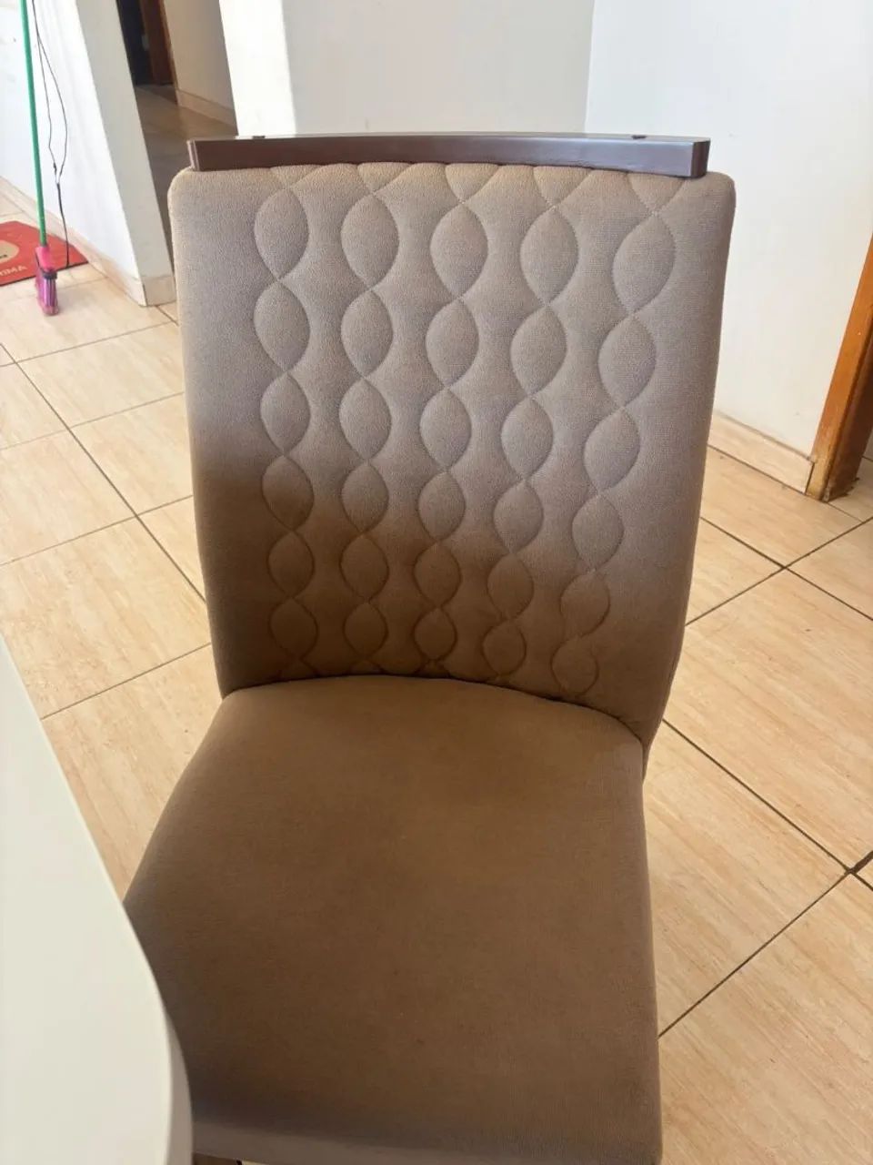Mesa com 6 cadeiras - Foto 2