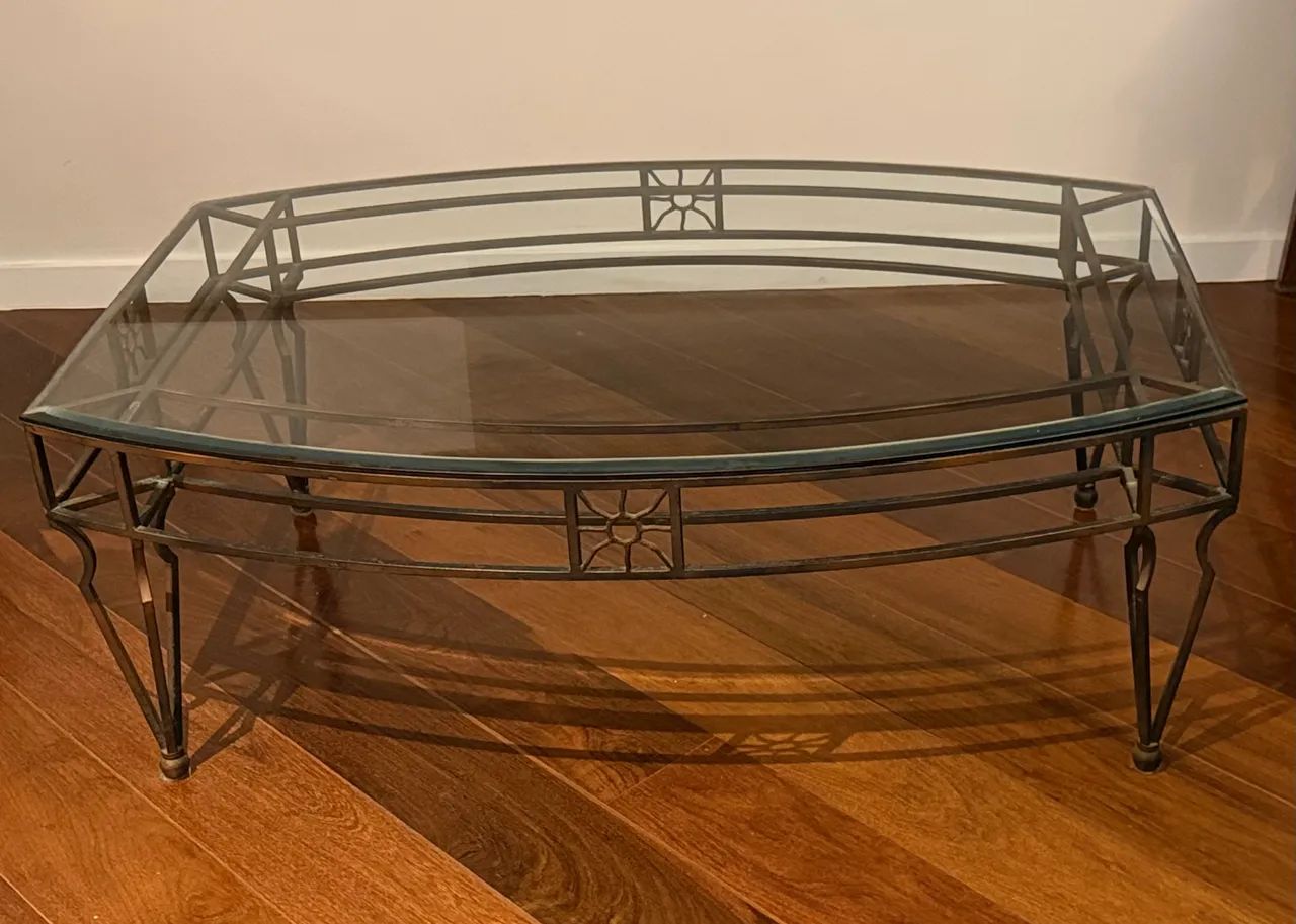 Mesa de centro de ferro e vidro bisotado - Foto 4