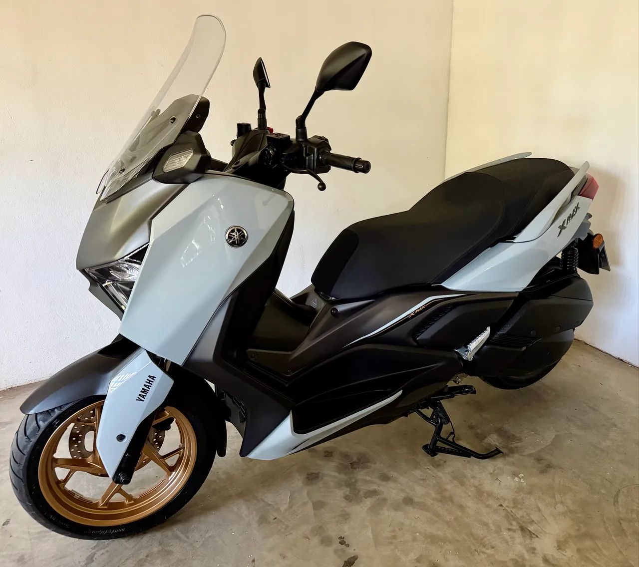 Xmax 300 Connected - Foto 3