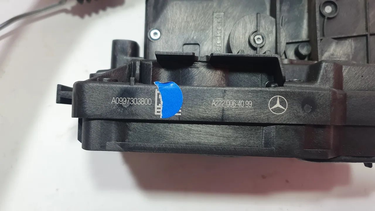 Fechadura Porta Traseira Direita C180 W205 2015 A 2018 - Foto 9