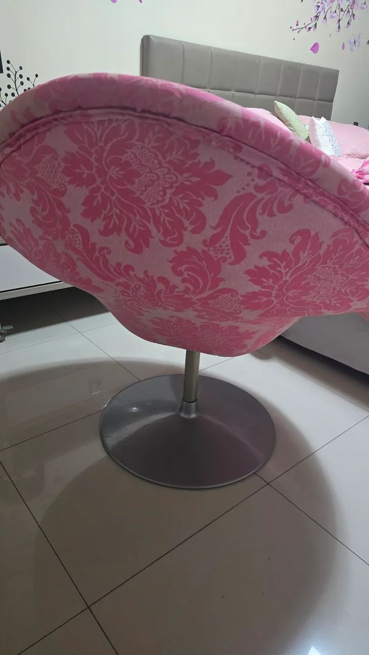 Poltrona giratória em formato concha (Tulipa/Disco) - Foto 2