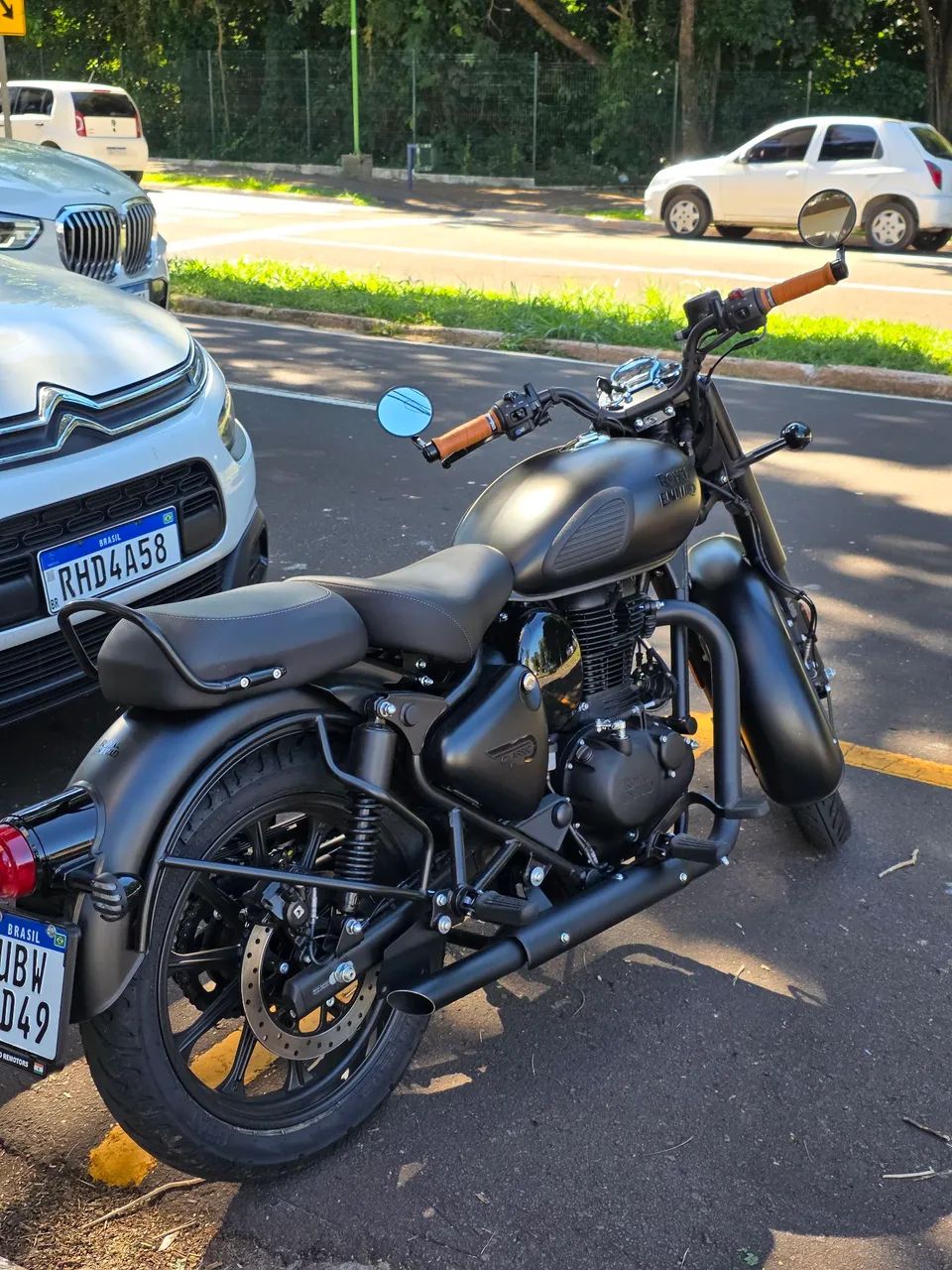 Classic Dark Stealth 350 2026 - Foto 4