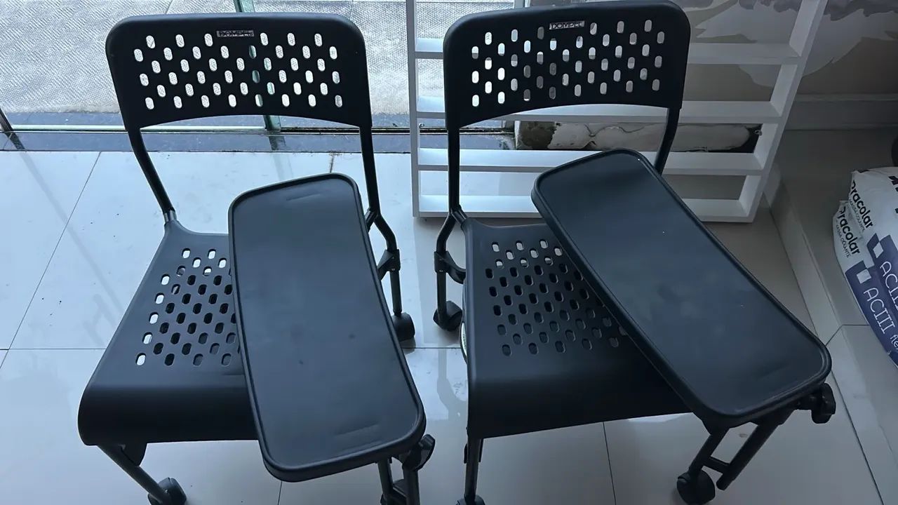 Vende-se 5 cadeiras de manicure 