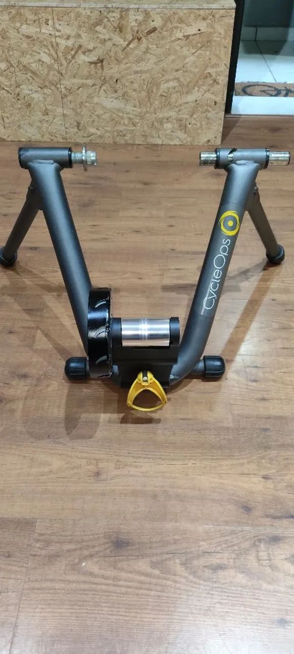 Vendo Rolo de Treino CycleOps  - Foto 2