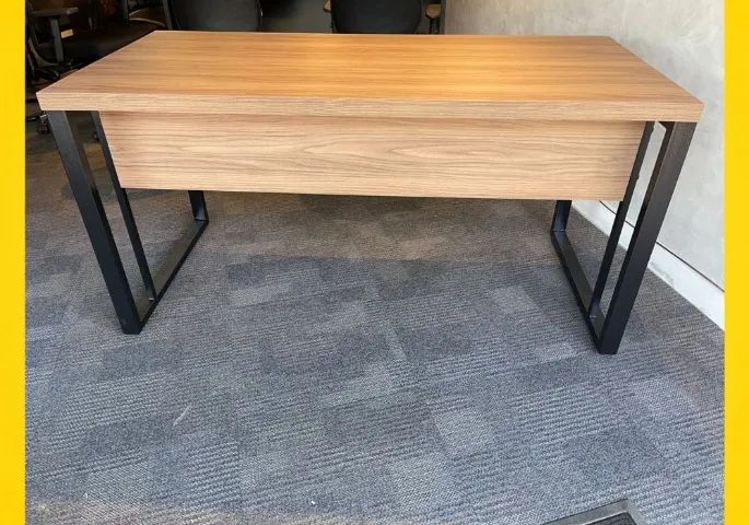 Mesa Industrial Nova