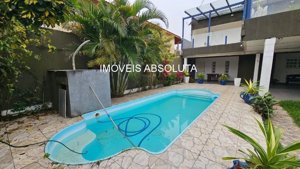 Casa com muito espaço e localização excelente - Foto 5