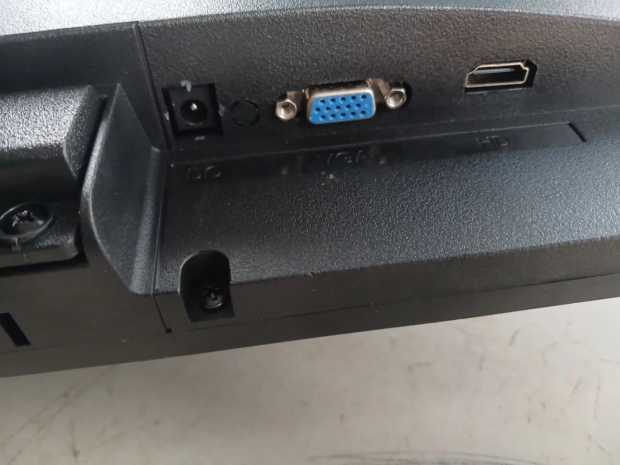 Monitor de pc 20p entrada HDMI  - Foto 2