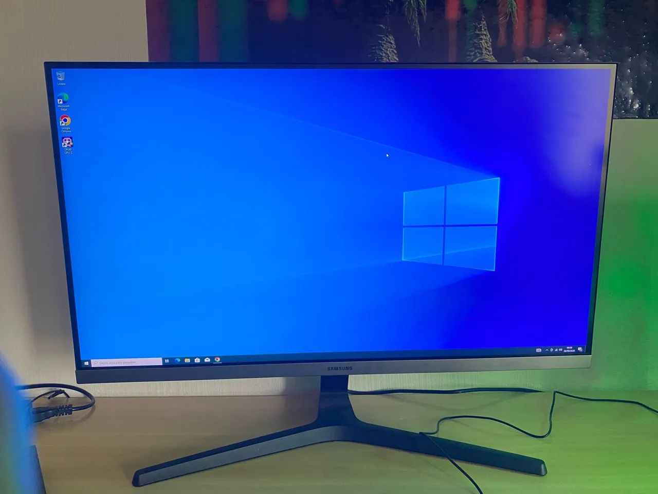 Monitor Samsung ur55 28 4k  - Foto 2