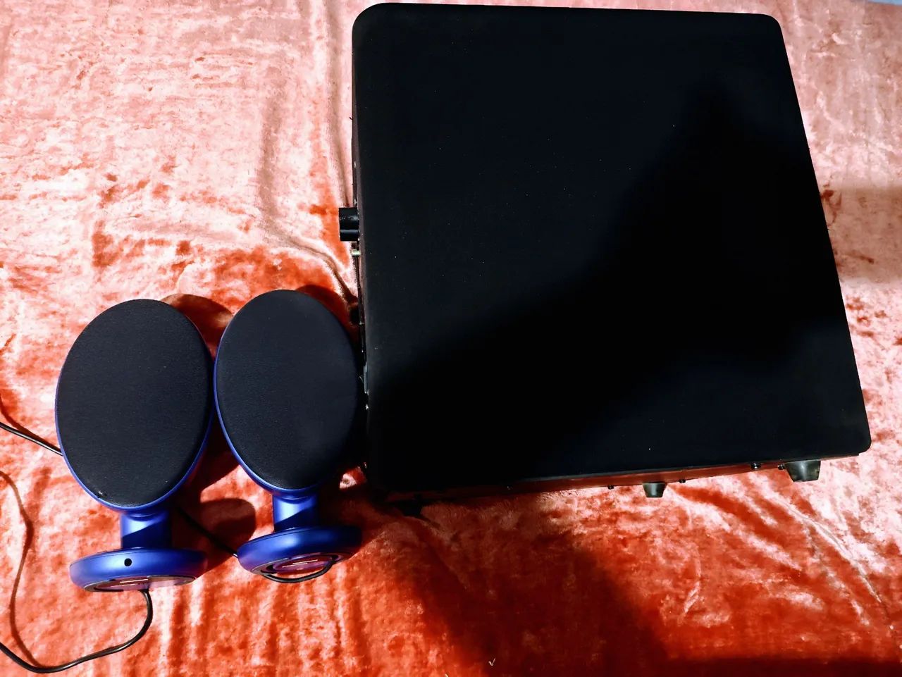 Kef Egg = Dado Otimo & Kef Kube !! B&W Zeppelin & Klipsch RP