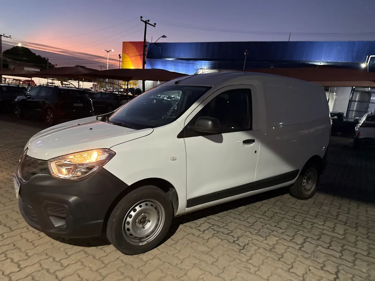 Renault Kangoo Advanced 1.6 16V Flex Mec. 2025