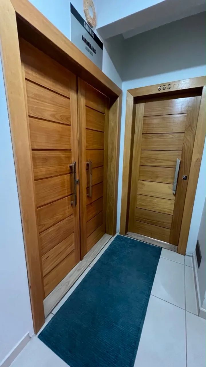 SALA COMERCIAL MOBILIADA próx. ao Hospital Paraná - 75m2 com 3 salas, 2 bwc, 1 copa - Foto 2