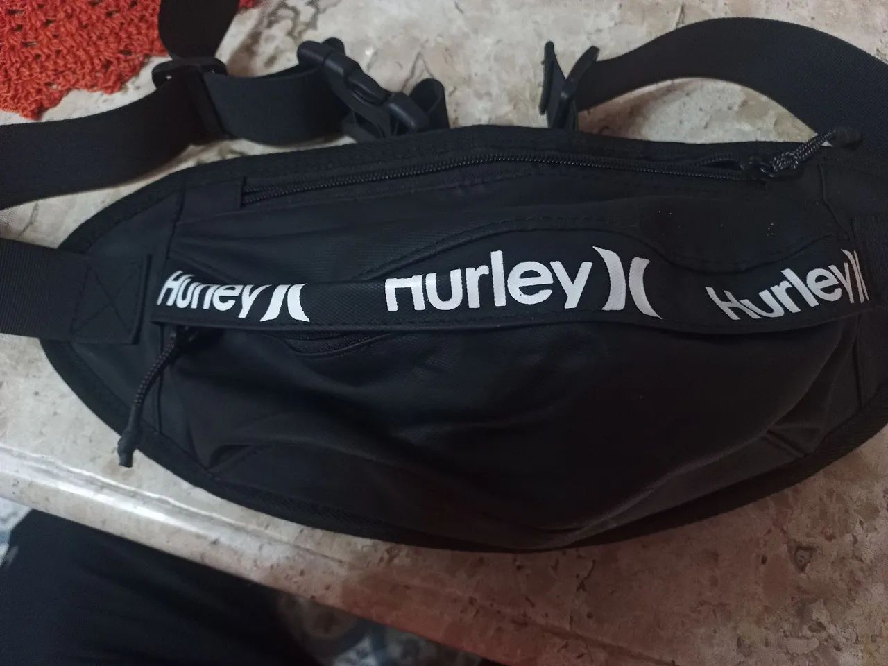 POCHETE CANGURU HURLEY ORIGINAL  RESISTENTE E ESTILOSA ORIGINAL