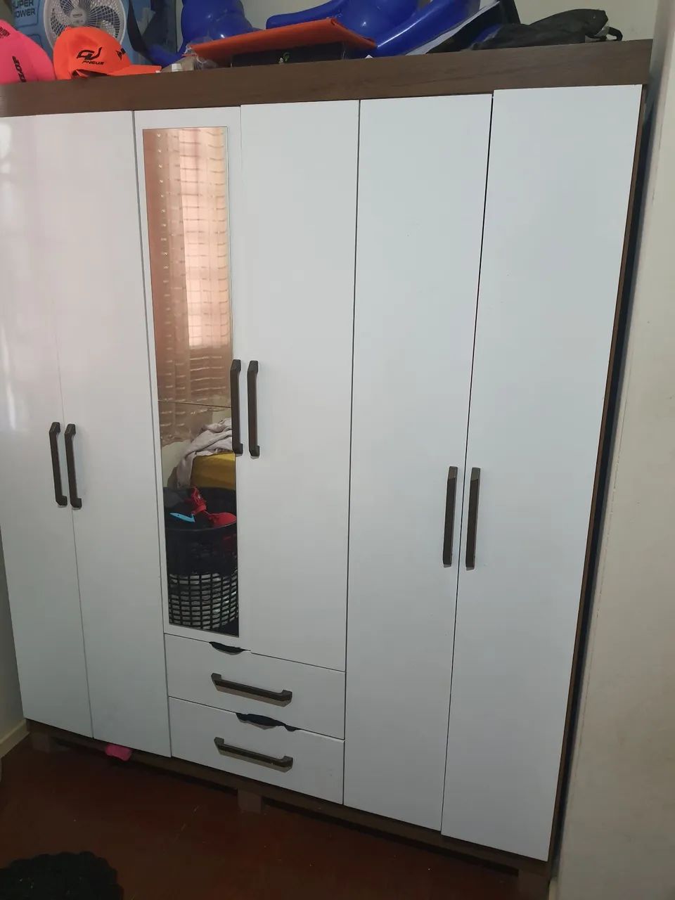 Quarda roupa semi novo - Foto 2