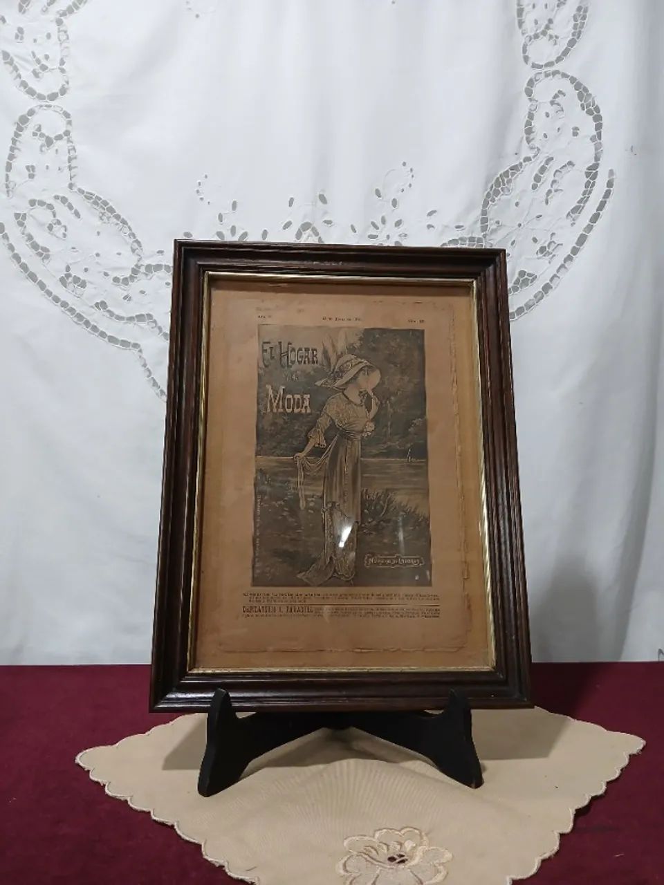 Antigo Quadro Com Gravura De Época De Moda  - Foto 2