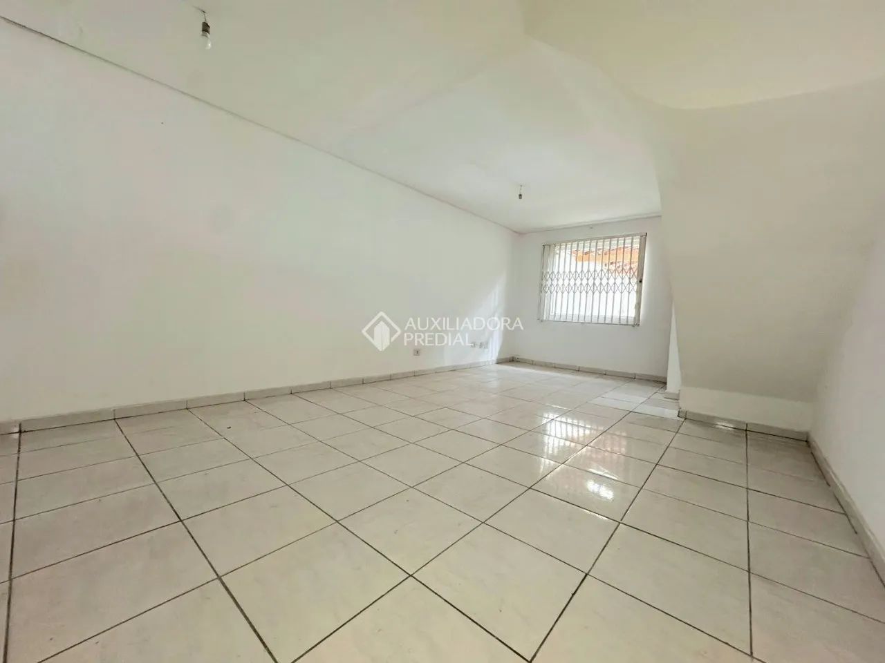 Sobrado com 02 quartos no bairro Cidade Industrial - Foto 4