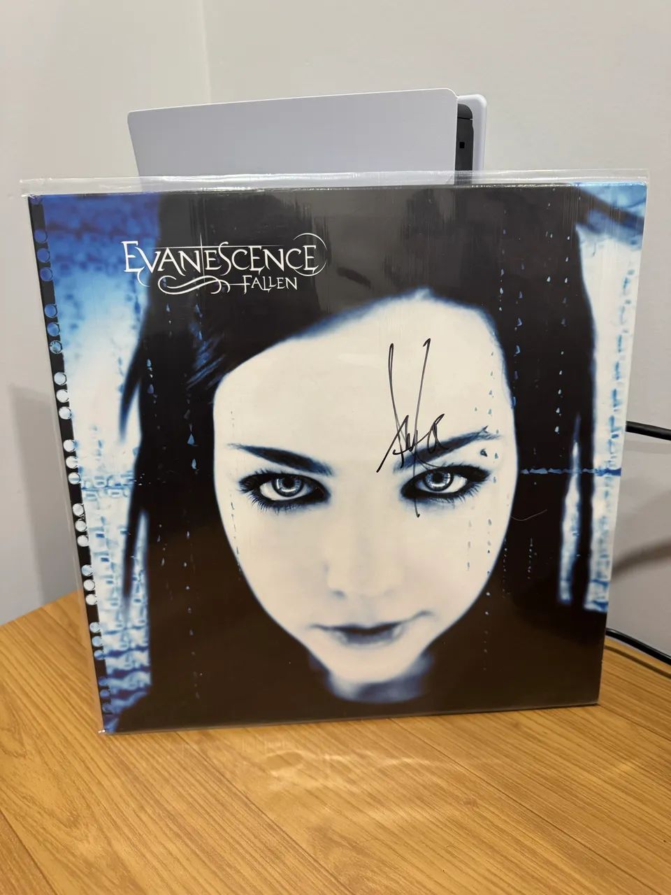 Evanescence - Fallen autografado Amy Lee