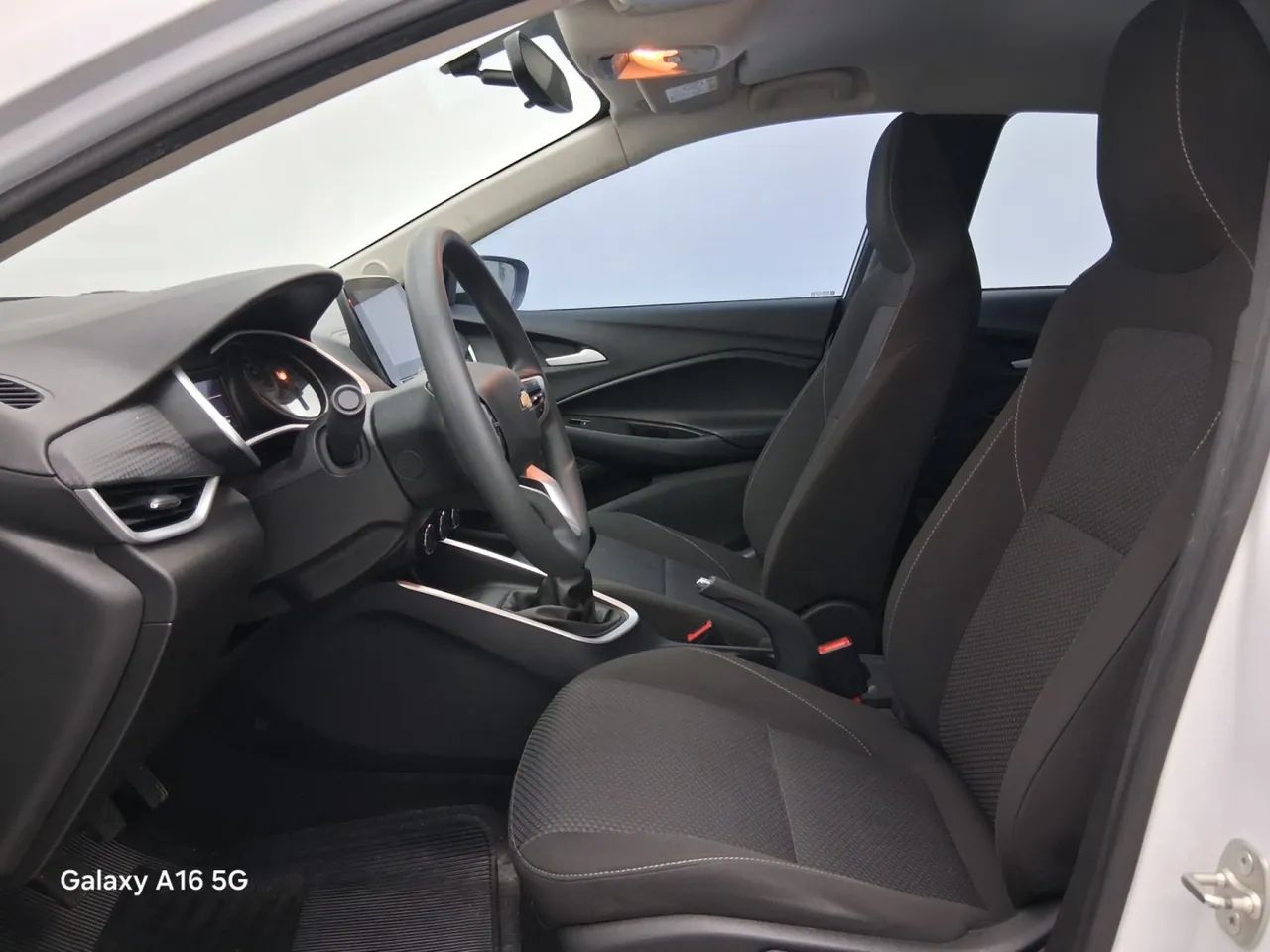 Chevrolet Onix Plus LT 1.0 12V TB Flex Mec. 4P, foto 16 de 18