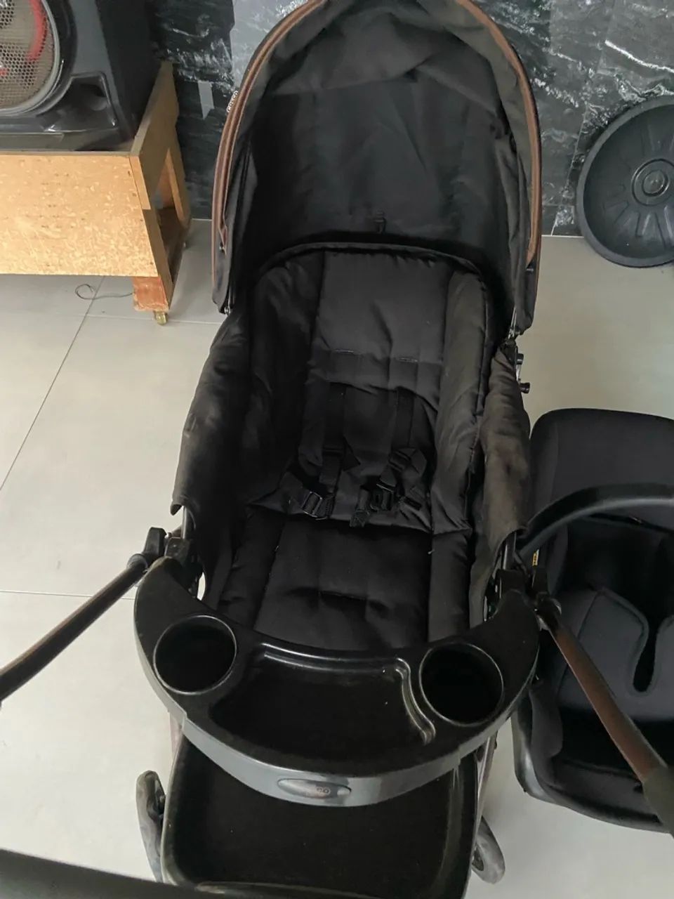 Carrinho de bebê com bebê conforto  - Foto 5