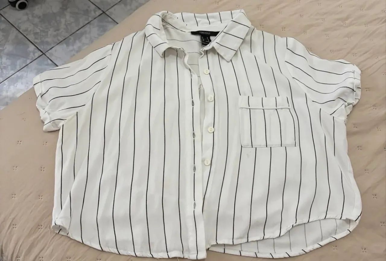 Blusa listrada - Tamanho M  - Foto 3