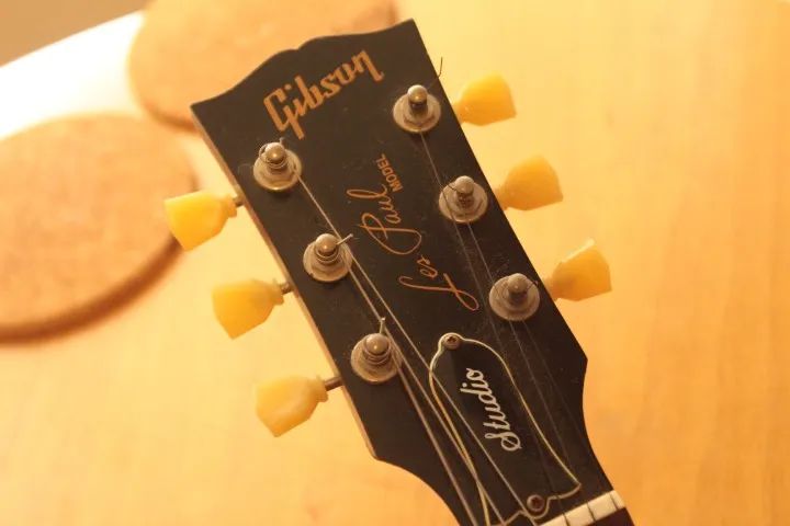 Guitarra Gibson Les Paul Studio - Foto 2