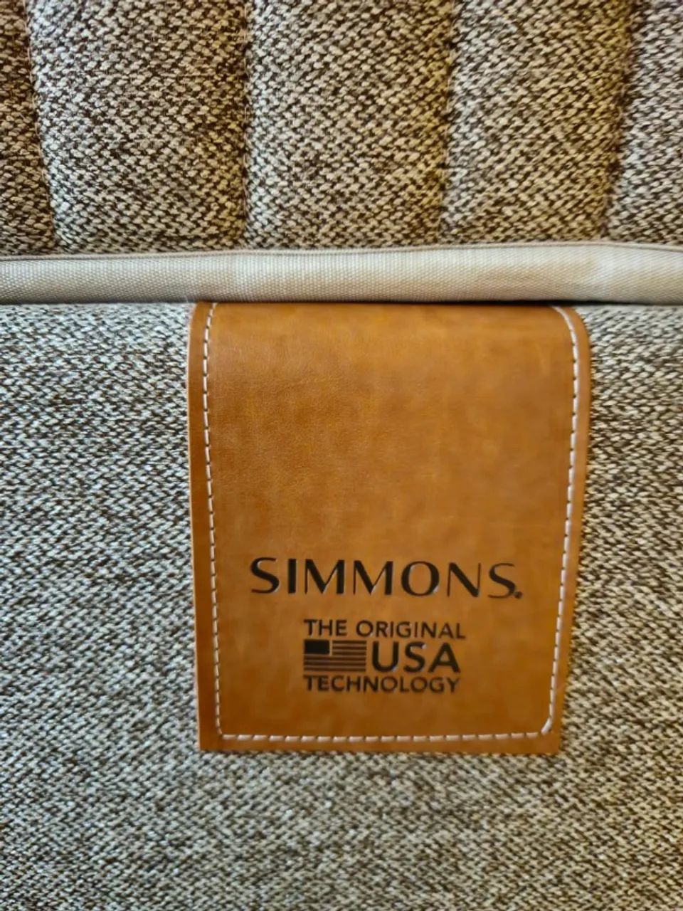 CAMA QUEEN SIMMONS LEGACY COM BOX - TOP DE LINHA - NA GARANTIA  - Foto 3