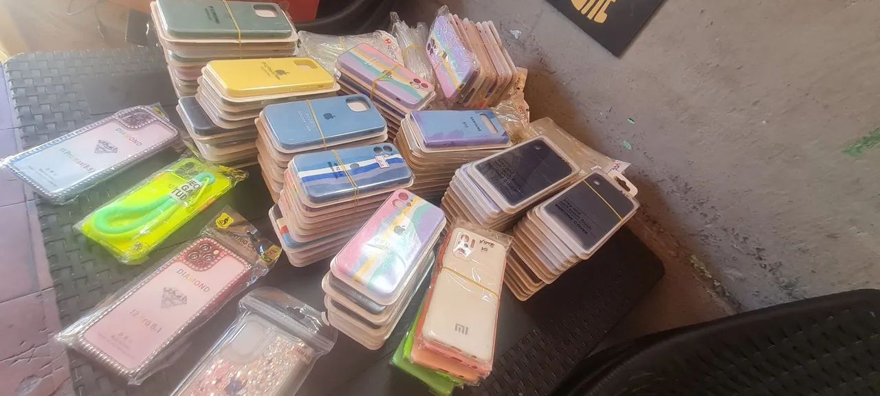 Lote com 1000 !!capas de celular pra revenda !!!  - Foto 3