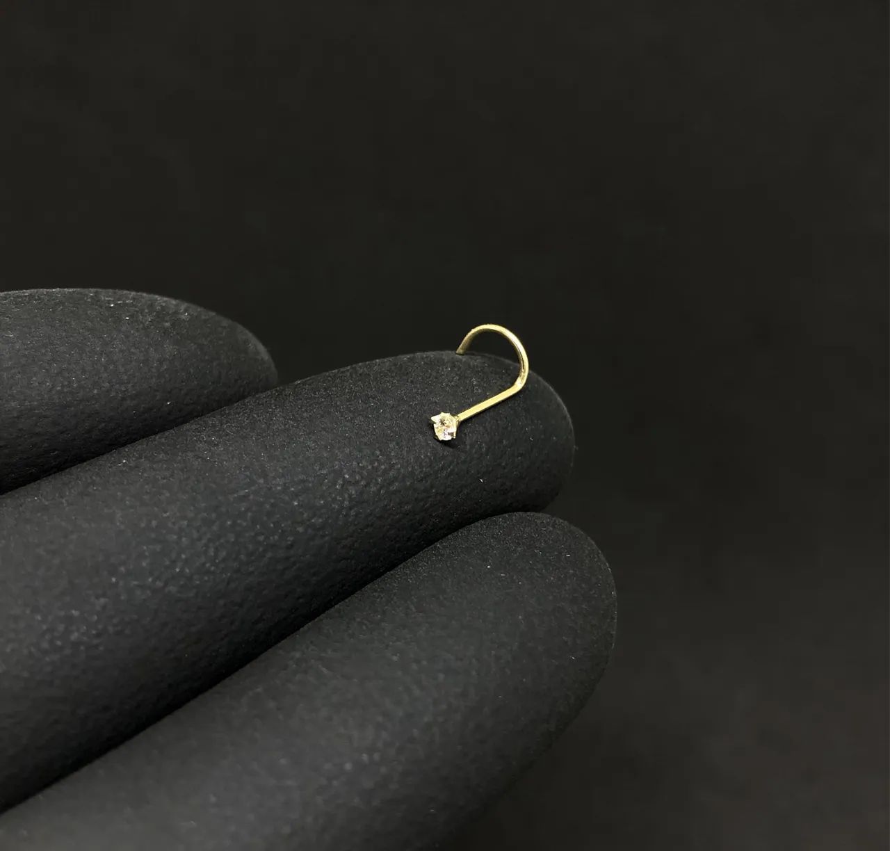 piercing de nariz de ouro 