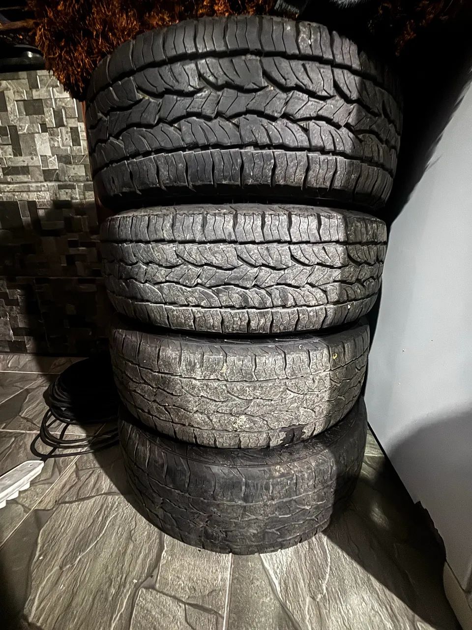 Pneu 205/60r16 dunlop - Outros itens para agro e indústria